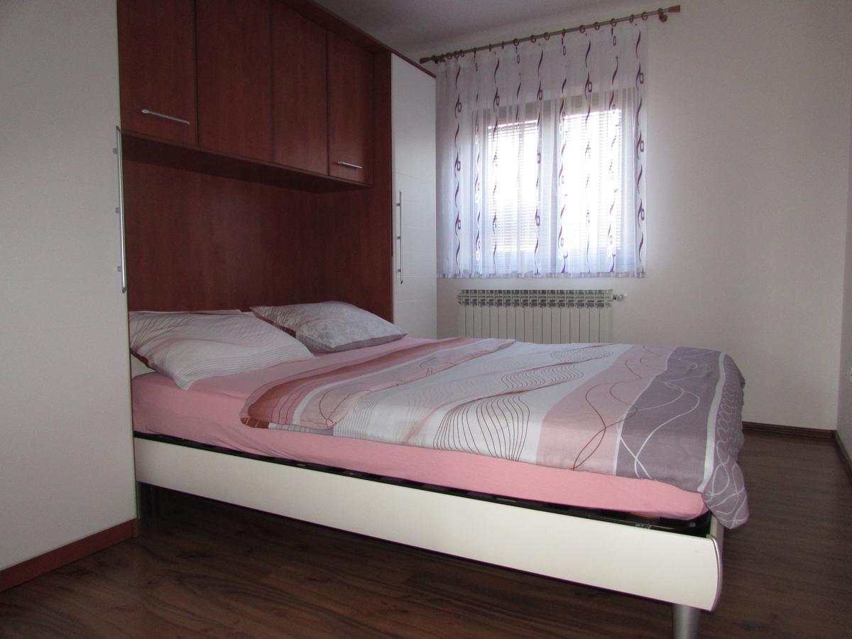 Apartments Goga Umag Exterior photo